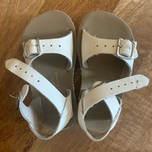 White Sun Sands Saltwater Sandals